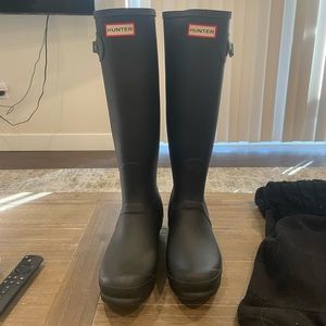 Black Hunter Rainboots